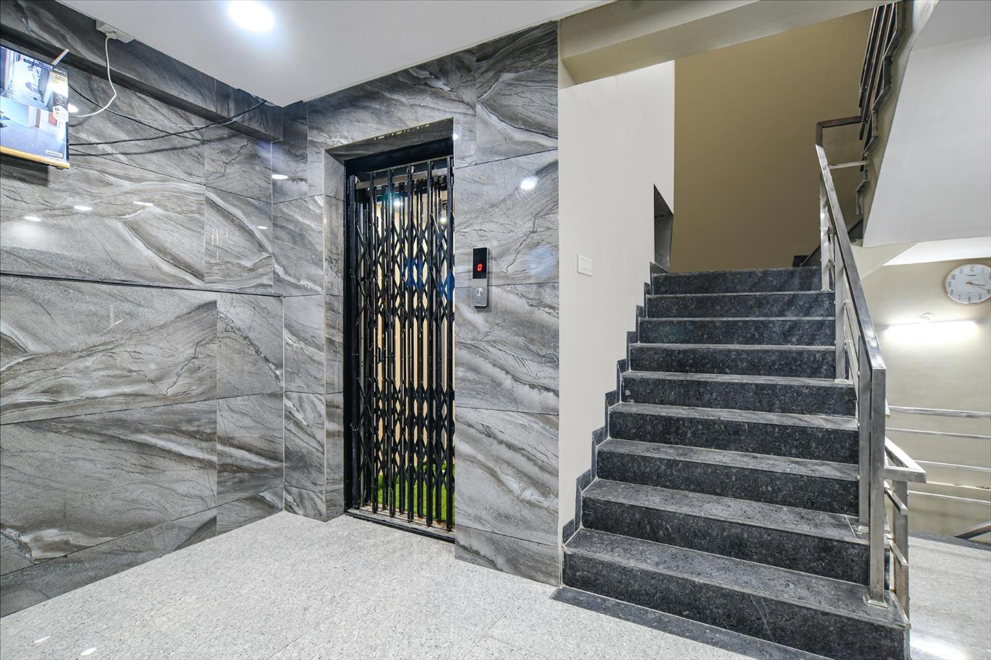 Fabhotel Classic Inn Ιντόρ Εξωτερικό φωτογραφία