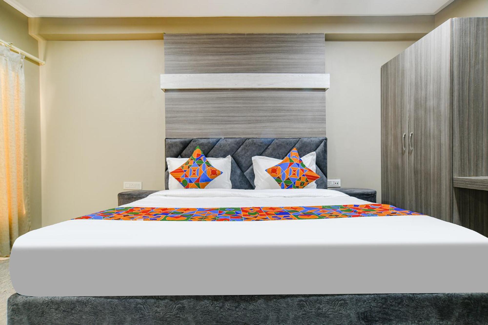 Fabhotel Classic Inn Ιντόρ Εξωτερικό φωτογραφία